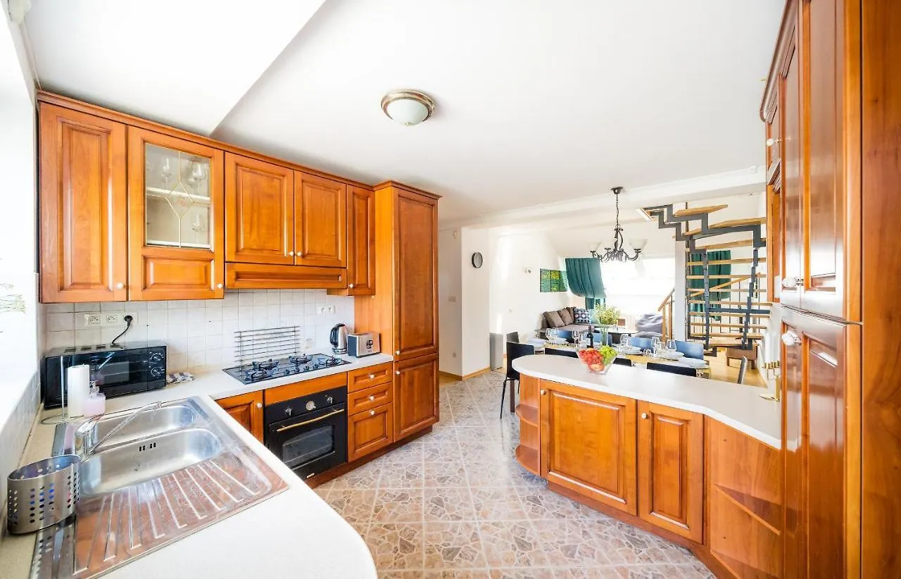 Home Alone 5Br+3Bath Penthouse In Center Of Prague Apartment
